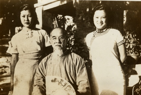Lin Sen with two women (ddr-njpa-1-867)