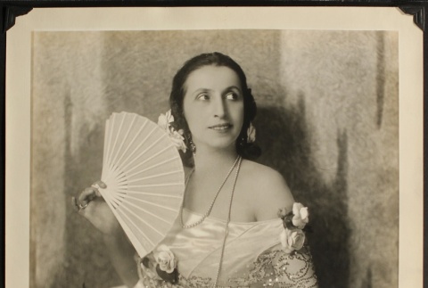 Opera singer Madame Amelia Galli-Curci (ddr-densho-259-351)
