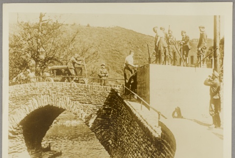Soldiers on a bridge (ddr-njpa-13-1669)