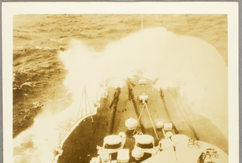 Anti-aircraft guns on the deck of the USS Pennsylvania (ddr-njpa-13-122)