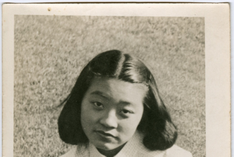 Portrait of a young woman (ddr-densho-329-814)
