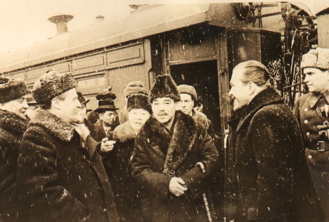 Yosuke Matsuoka and Yoshitsugu Tatekawa being greeted by Soviet leader (ddr-njpa-4-895)