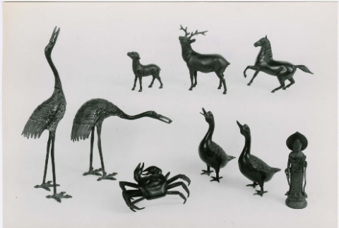 Animal figurines (ddr-densho-424-1008)