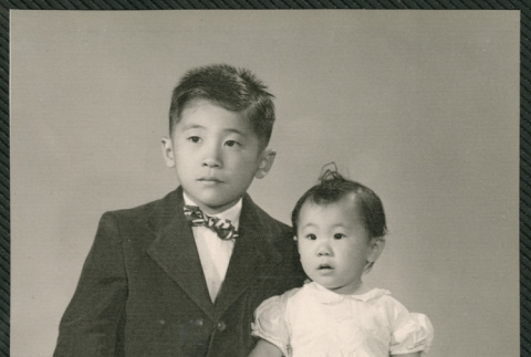 Skyler and Elaine (ddr-densho-522-740)