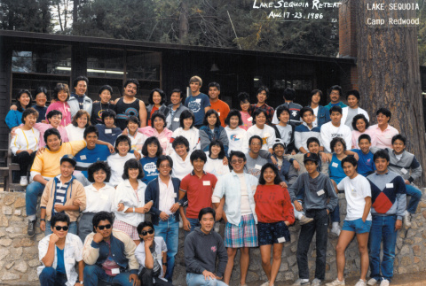 Group photograph for the 1986 Lake Sequoia Retreat (ddr-densho-336-1927)