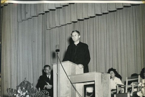 Speaker at a graduation (ddr-manz-4-229)