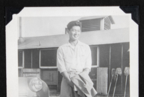 Man with two suitcases (ddr-densho-542-640)