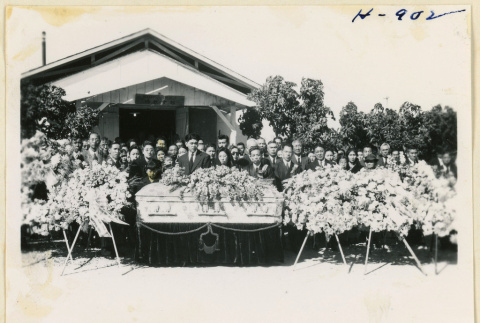 Funeral at Gila River concentration camp (ddr-densho-37-1959)