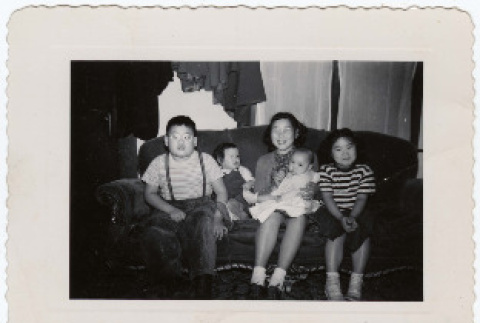 Family photo (ddr-densho-356-153)
