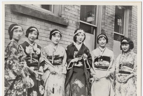 Nikkei Community Queen & princesses for Portland Rose Festival Parade (ddr-densho-259-684)