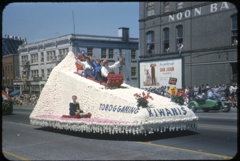 Portland Rose Festival Parade- float 12 