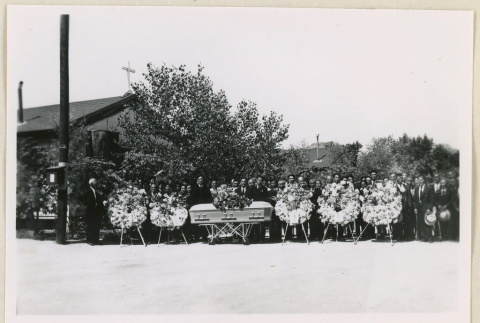 Mourners at Moriyoshi Karukaya's funeral (ddr-densho-37-2059)
