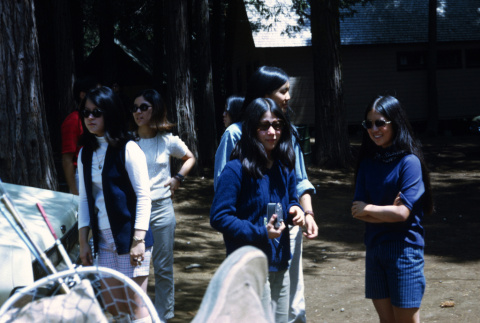 Campers at Lake Sequoia Retreat (ddr-densho-336-181)
