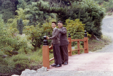 Tak and Steve Kubota at Heart Bridge (ddr-densho-354-2020)