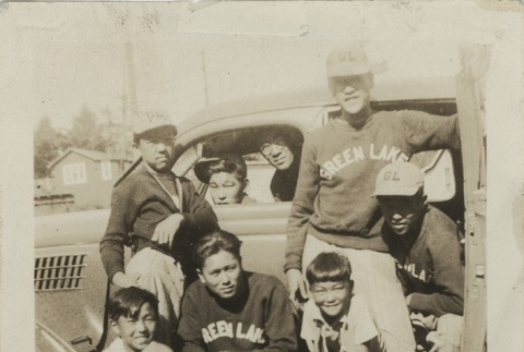 Baseball team in car (ddr-densho-136-35)