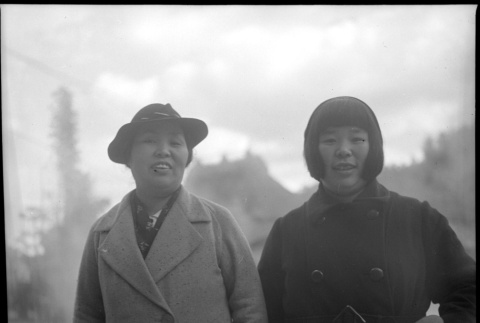 Woman and girl (ddr-densho-426-286)