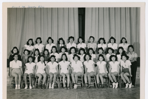 Heart Mountain Girls Sports (ddr-ohs-1-84)