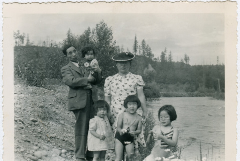 Japanese American family (ddr-densho-26-51)