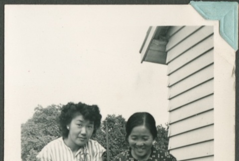 Umeyo Sakagami with Mrs. Kawashima and Bessie Kawashima (ddr-densho-328-108)