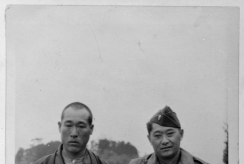 Serviceperson and civilian (ddr-densho-1007-49)