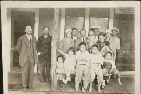 Japanese Americans at a cabin in Mosier, Oregon (ddr-densho-259-279)