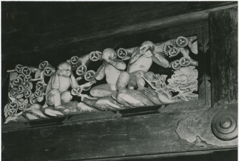 Monkey statues in Nikko (ddr-densho-299-212)