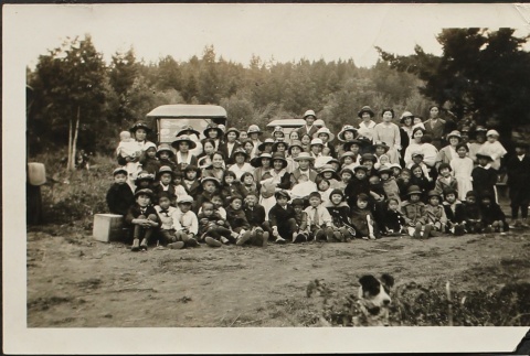 Japanese American women and children (ddr-densho-259-172)