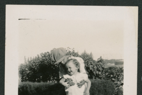 Jinmie and Carmen Cruz (ddr-densho-378-846)