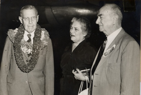 Raymond A. Spruance greeted by Gov. and Mrs. Samuel Wilder King (ddr-njpa-1-1828)