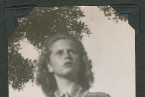 Young woman (ddr-densho-550-169)