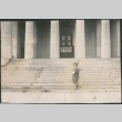 Couple on steps of Grants Tomb (ddr-densho-523-163)