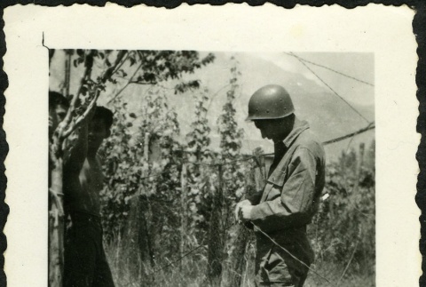 Nisei soldiers in Italy (ddr-densho-164-97)