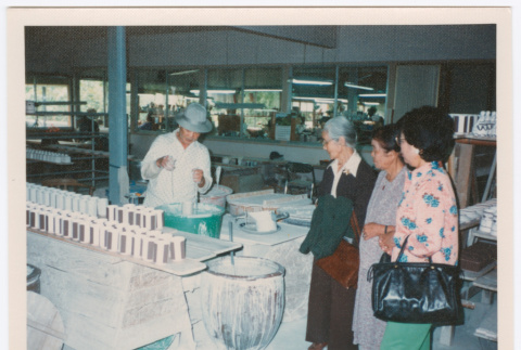 Mitsuye Yabe and Friends at a Pottery Glazing (ddr-ohs-1-226)