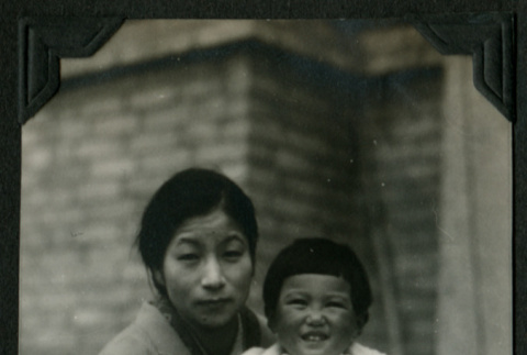 Woman and child (ddr-densho-359-887)