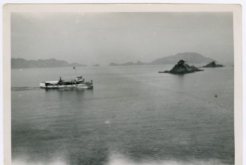 Boat in Water (ddr-ohs-1-146)