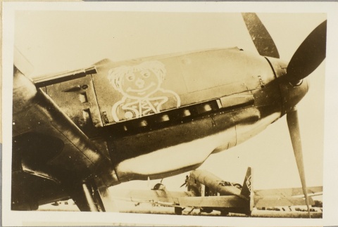 Photograph of nose art on a German plane (ddr-njpa-13-874)