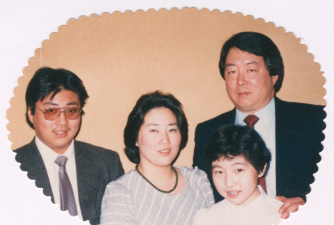 Glenn and Linnell Isoshima family at celebration (ddr-densho-477-605)