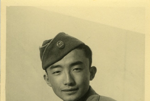 Nisei soldier in uniform (ddr-densho-118-3)
