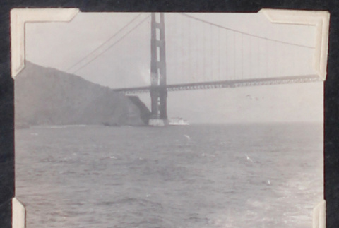 Golden Gate Bridge (ddr-densho-468-343)