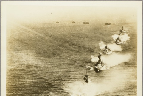 Navy fleet traveling in formation (ddr-njpa-13-403)