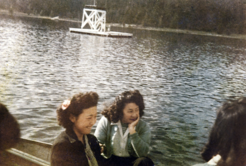 Mollie Abe and Lydia Nagata in a row boat (ddr-densho-336-48)