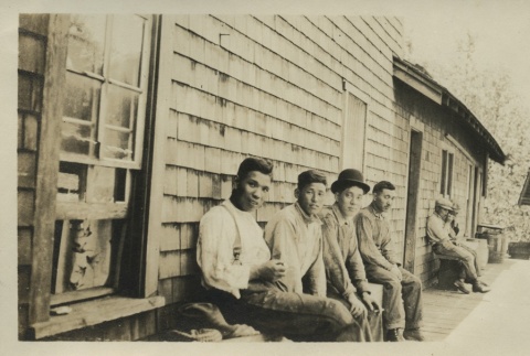 Issei workers at Selleck camp (ddr-densho-124-29)