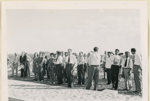 Crowd at Gila River monument (ddr-densho-37-1467)