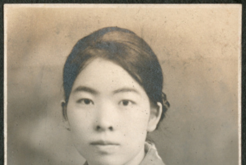 Portrait of woman in kimono (ddr-densho-293-70)