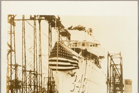 Front and back (ddr-njpa-13-382-mezzanine-9482e83310)