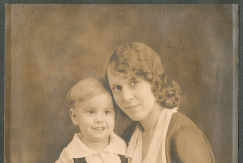 Gretchen Hewitt & son (ddr-densho-442-66)