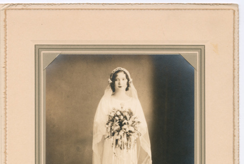 Mary (Fukuyama) Imayanagita wedding portrait (ddr-densho-483-20)