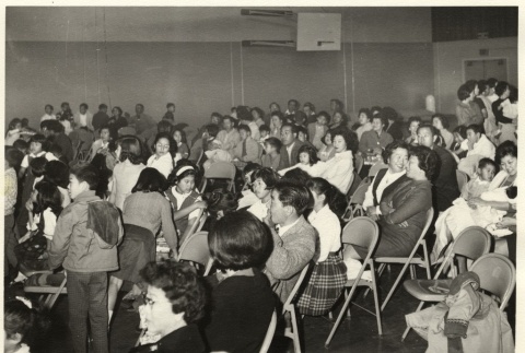 Families at the Christmas party (ddr-jamsj-1-559)