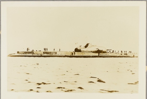 Photograph of the French submarine Surcouf (ddr-njpa-13-650)