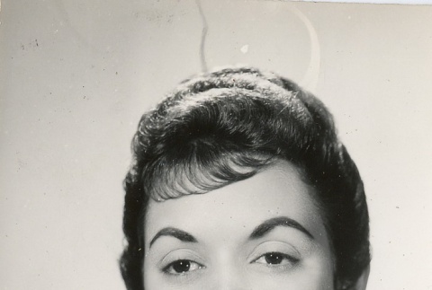 Portrait of a young woman (ddr-njpa-2-952)